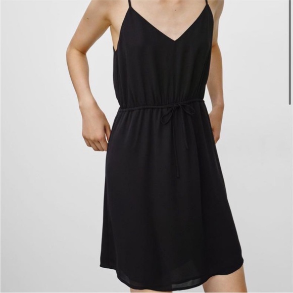 Aritzia Babaton Dress - Picture 5 of 8